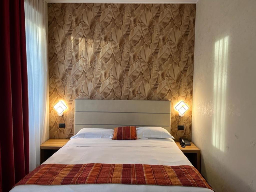 Bis Hotel Varese Eksteriør bilde